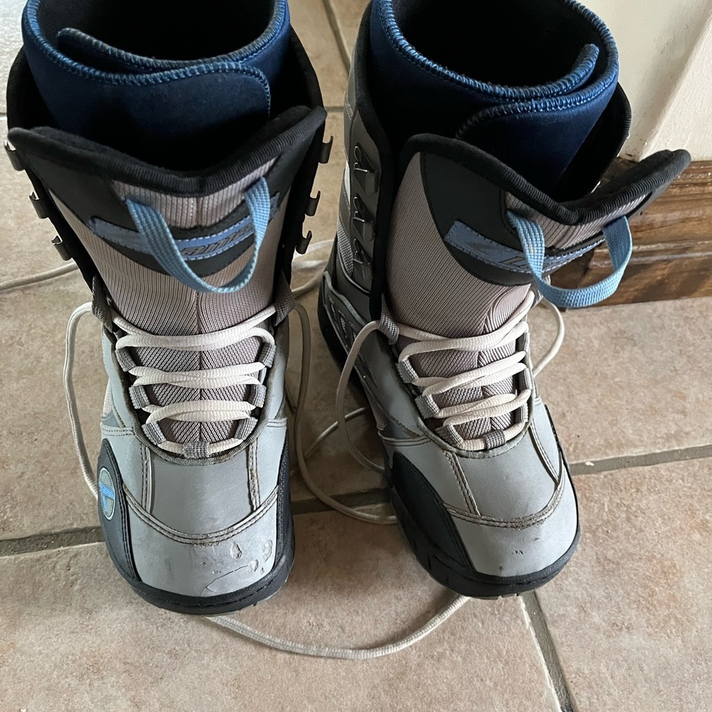 Clash Lamar  Womens Snow Board Boots Size 8